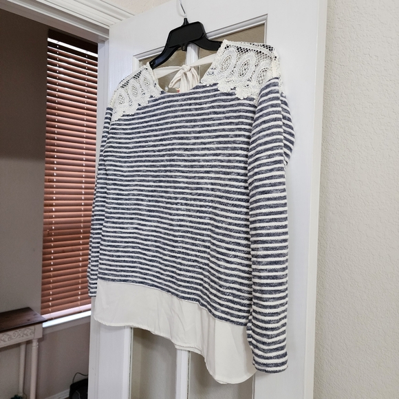 Style & Co Striped Lace Shoulder Long Sleeve Top w/ Chiffon Hem – Size Small - Picture 2 of 14